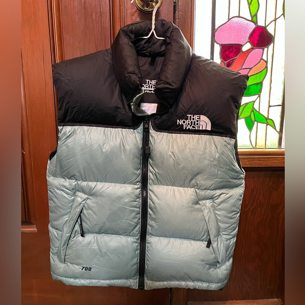 North Face Puffer Vest 700 - women’s XS
